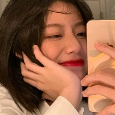 女孩,母亲与恶魔